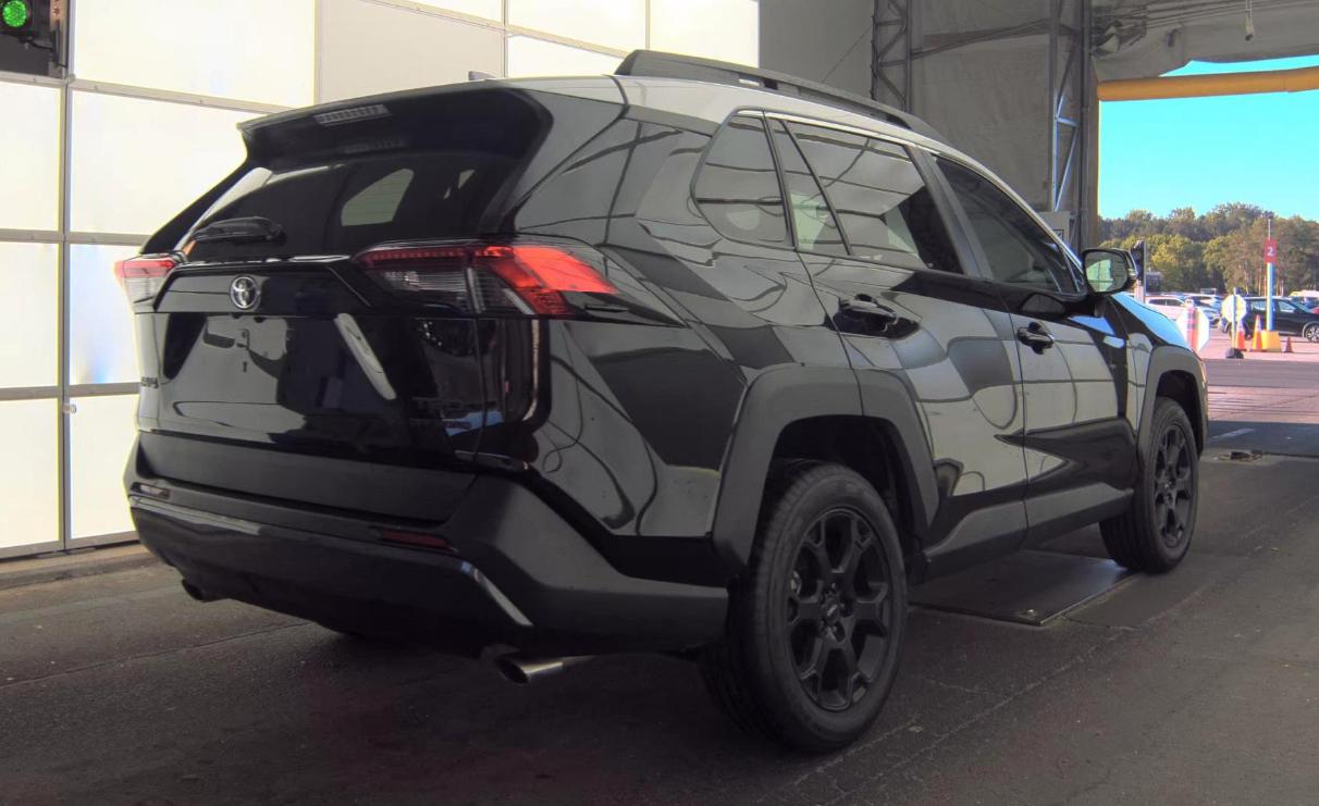 Toyota RAV4 TRD Off Road AWD (Natl) 2021