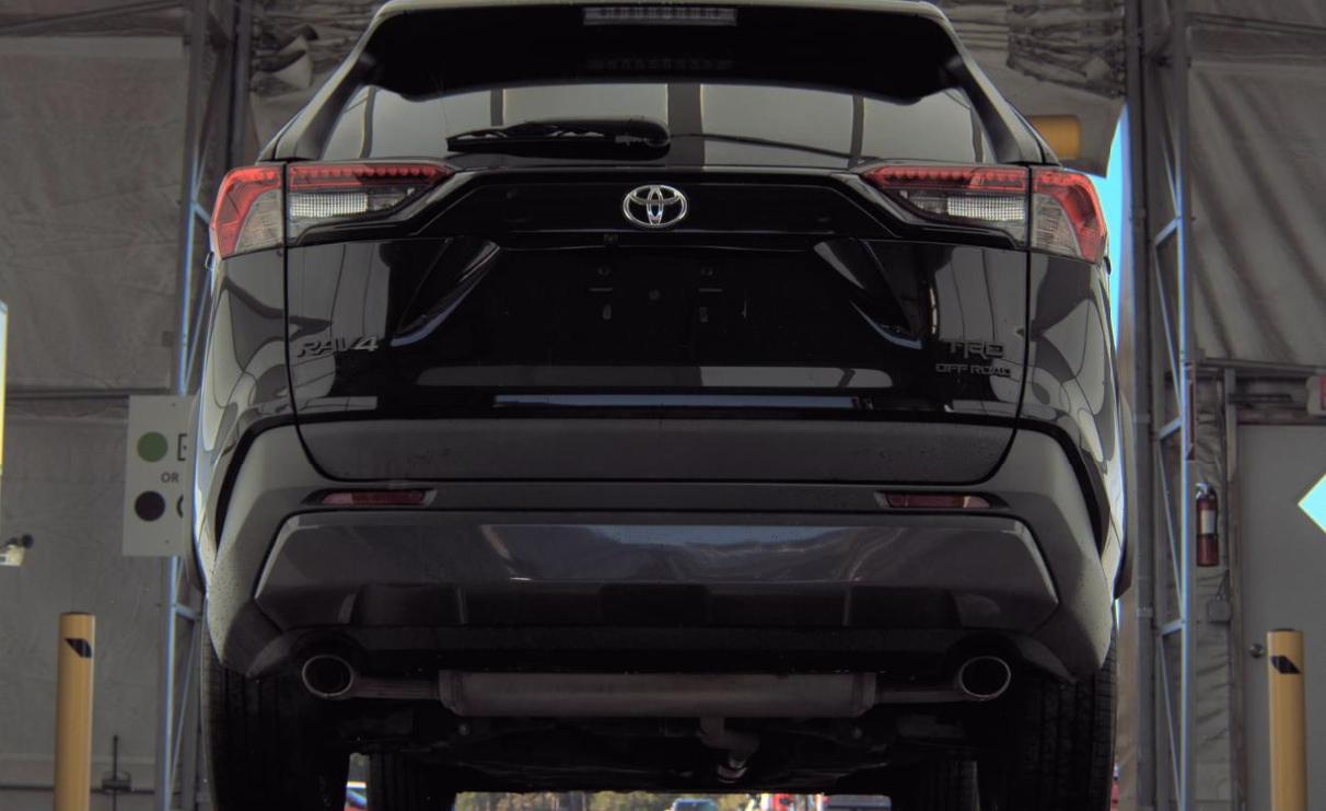 Toyota RAV4 TRD Off Road AWD (Natl) 2021