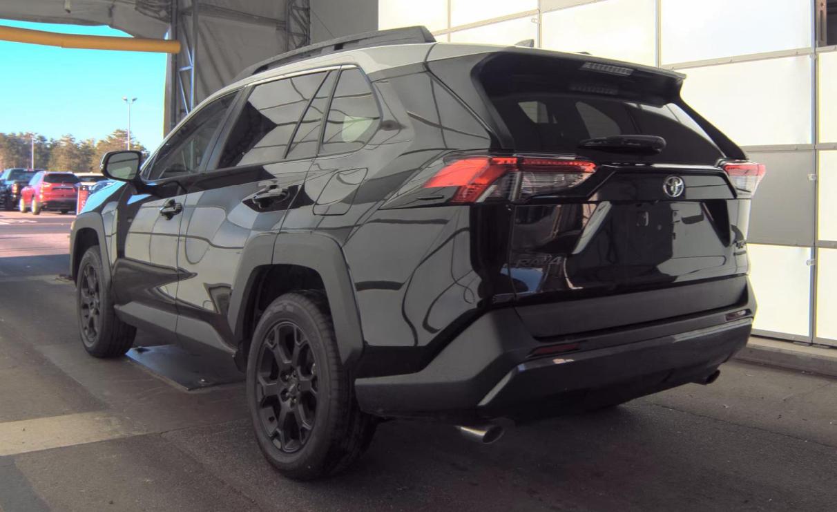 Toyota RAV4 TRD Off Road AWD (Natl) 2021