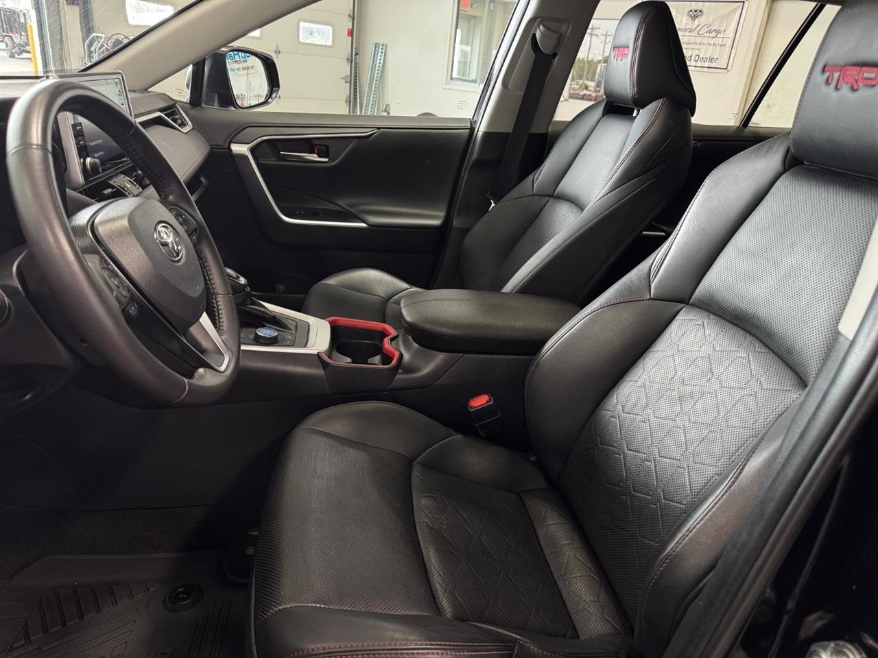 Toyota RAV4 TRD Off Road AWD (Natl) 2021