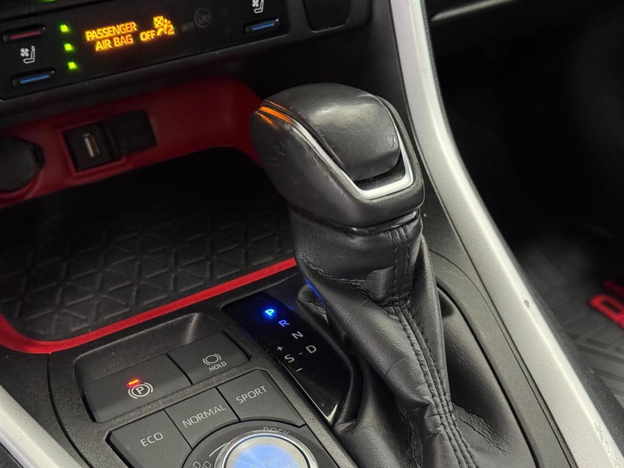 Toyota RAV4 TRD Off Road AWD (Natl) 2021