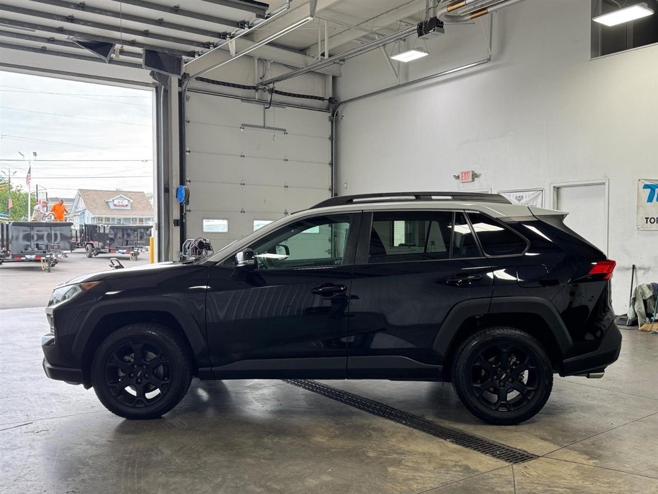 Toyota RAV4 TRD Off Road AWD (Natl) 2021