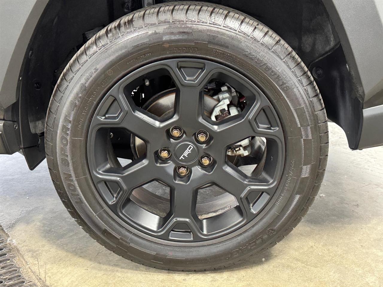 Toyota RAV4 TRD Off Road AWD (Natl) 2021