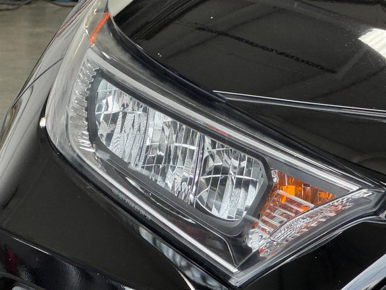 Toyota RAV4 TRD Off Road AWD (Natl) 2021