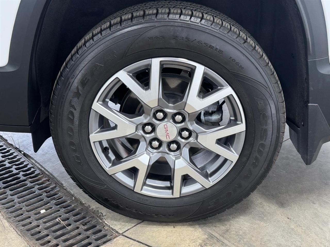 GMC Acadia AWD 4dr SLT 2020