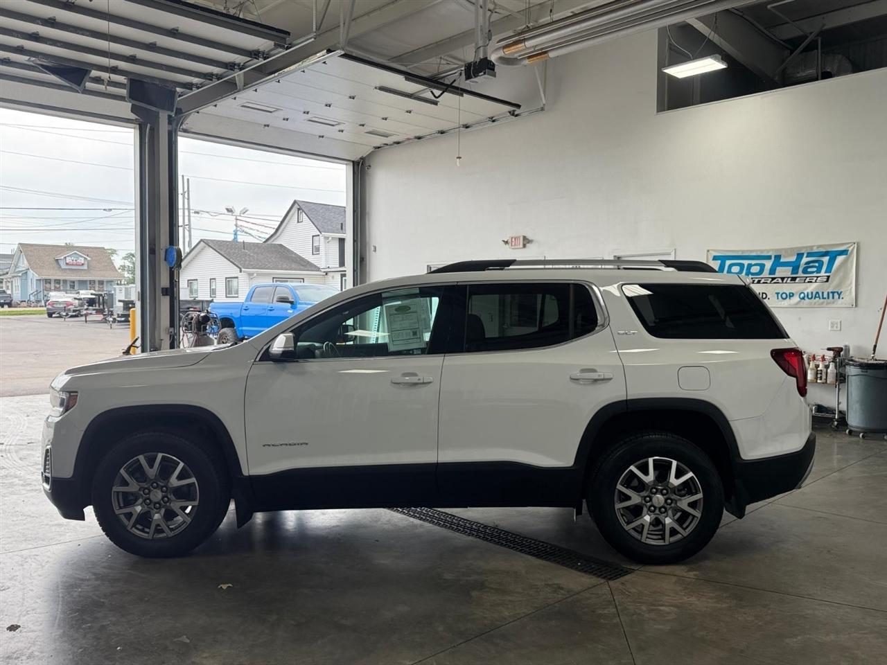 GMC Acadia AWD 4dr SLT 2020