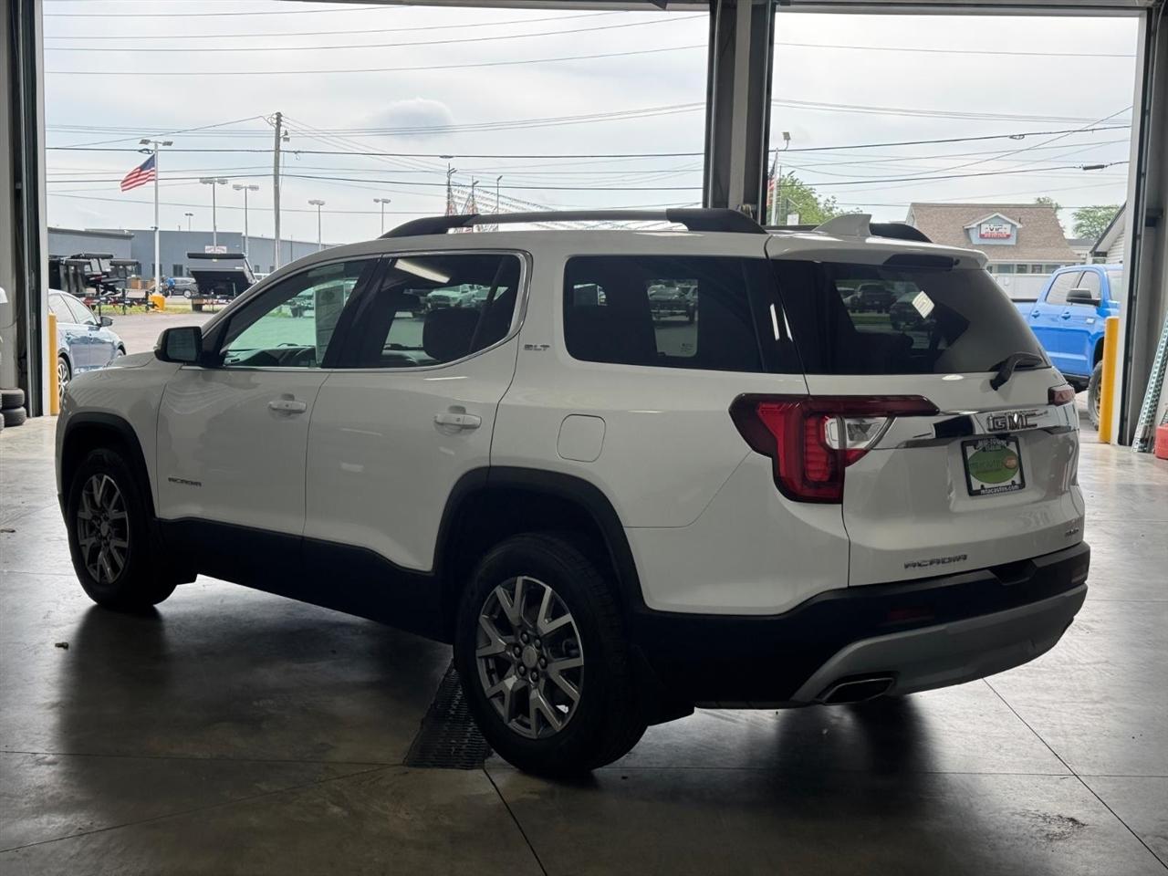 GMC Acadia AWD 4dr SLT 2020