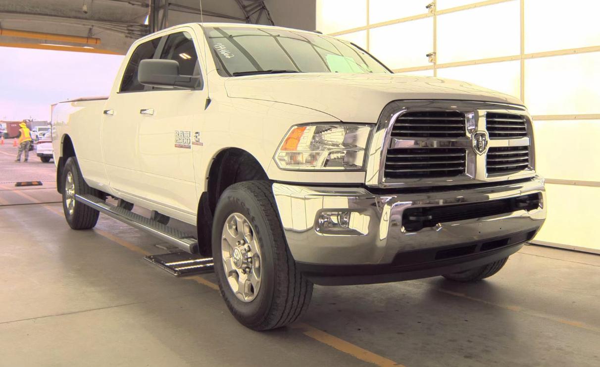 RAM 2500 Big Horn 4x4 Crew Cab 8' Box 2018