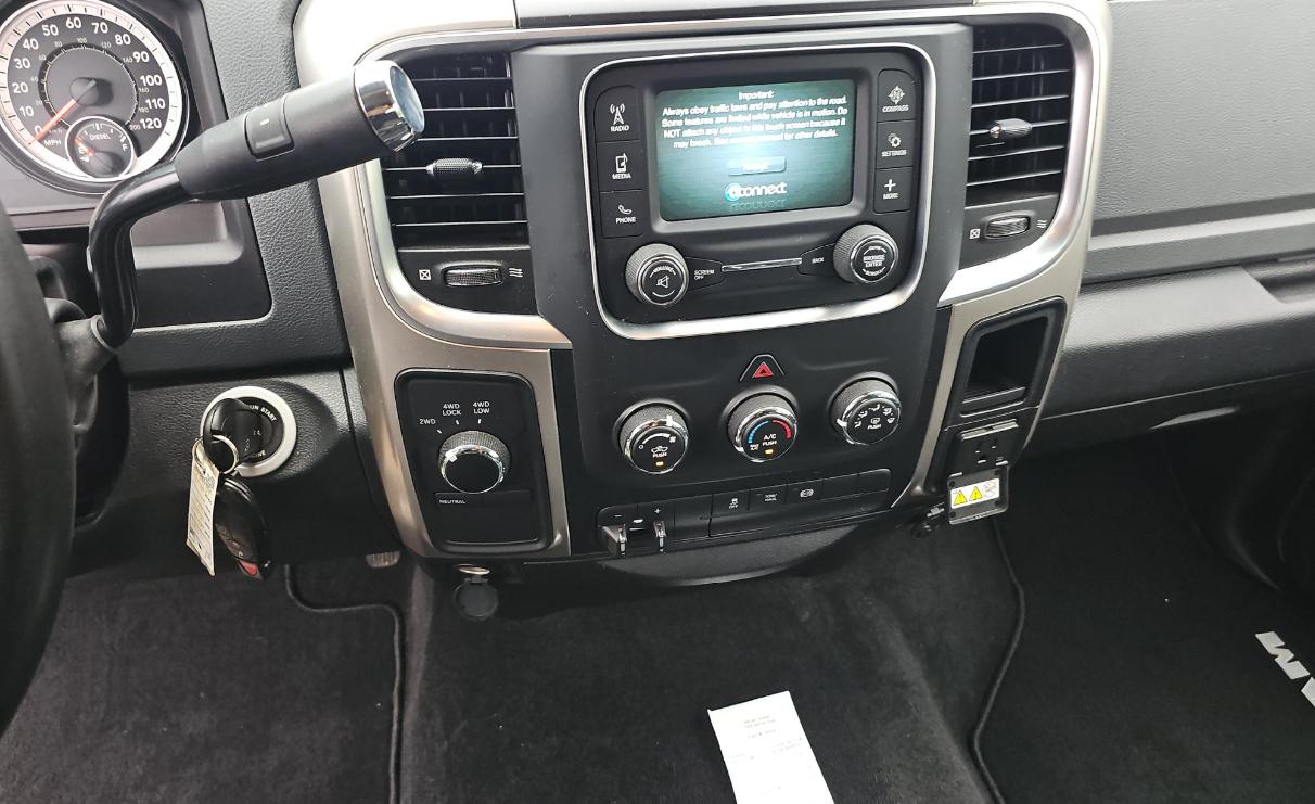 RAM 2500 Big Horn 4x4 Crew Cab 8' Box 2018