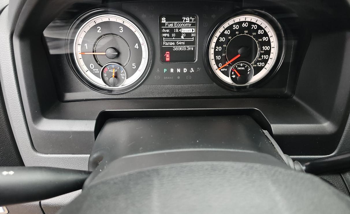 RAM 2500 Big Horn 4x4 Crew Cab 8' Box 2018