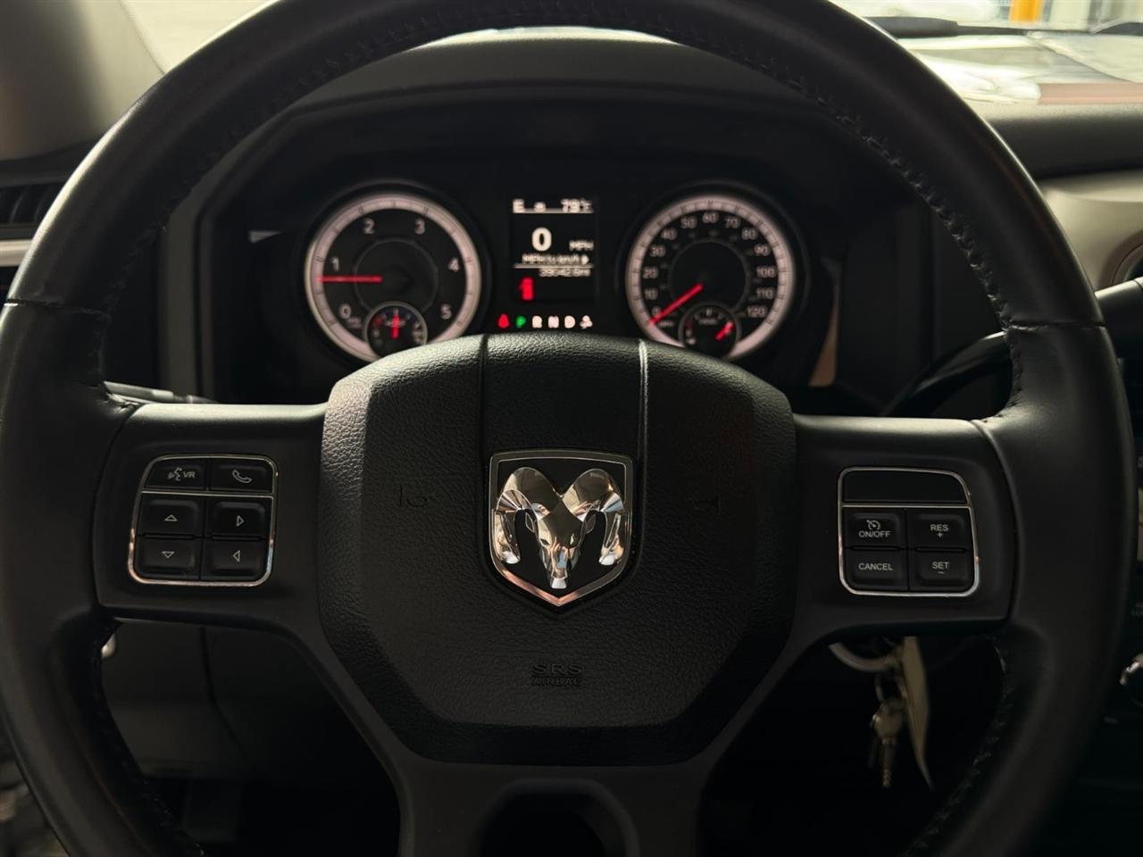 RAM 2500 Big Horn 4x4 Crew Cab 8' Box 2018