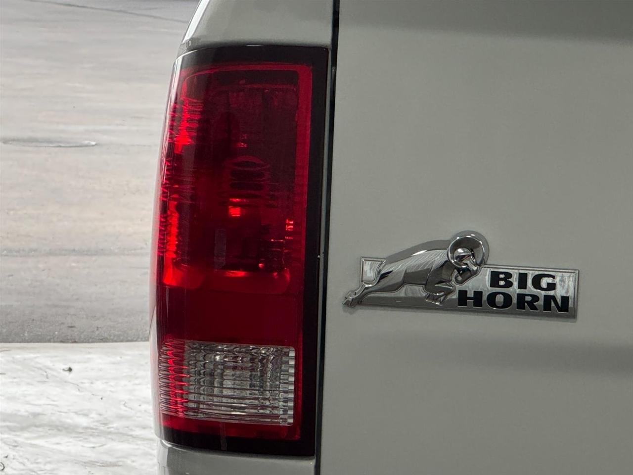 RAM 2500 Big Horn 4x4 Crew Cab 8' Box 2018
