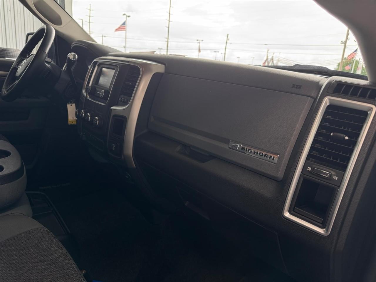 RAM 2500 Big Horn 4x4 Crew Cab 8' Box 2018