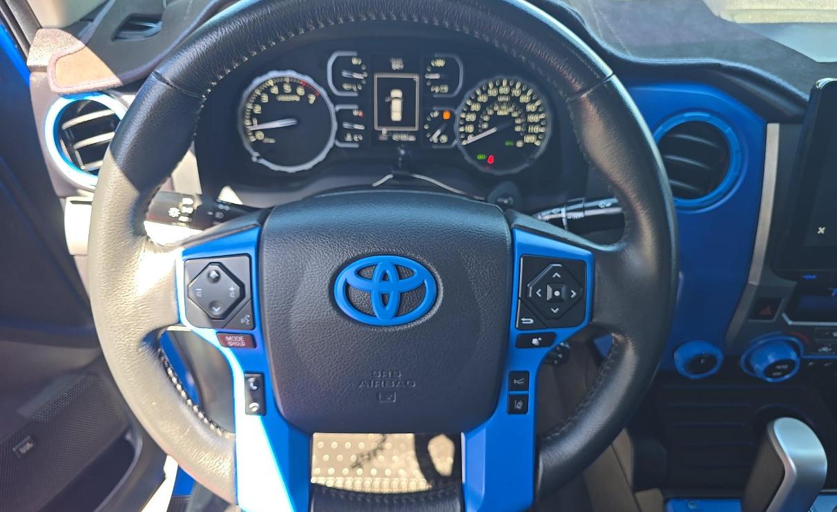 Toyota Tundra 4WD Platinum CrewMax 5.5' Bed 5.7L (Natl) 2020