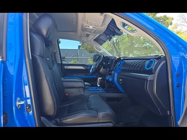 Toyota Tundra 4WD Platinum CrewMax 5.5' Bed 5.7L (Natl) 2020