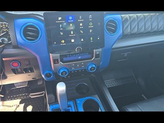 Toyota Tundra 4WD Platinum CrewMax 5.5' Bed 5.7L (Natl) 2020