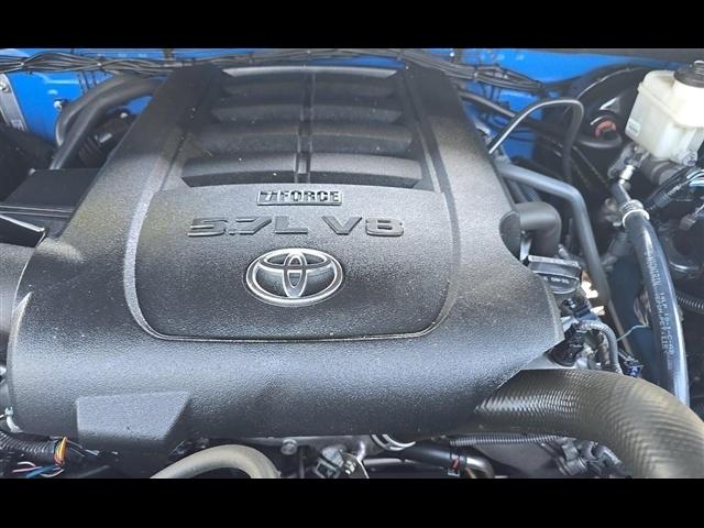 Toyota Tundra 4WD Platinum CrewMax 5.5' Bed 5.7L (Natl) 2020