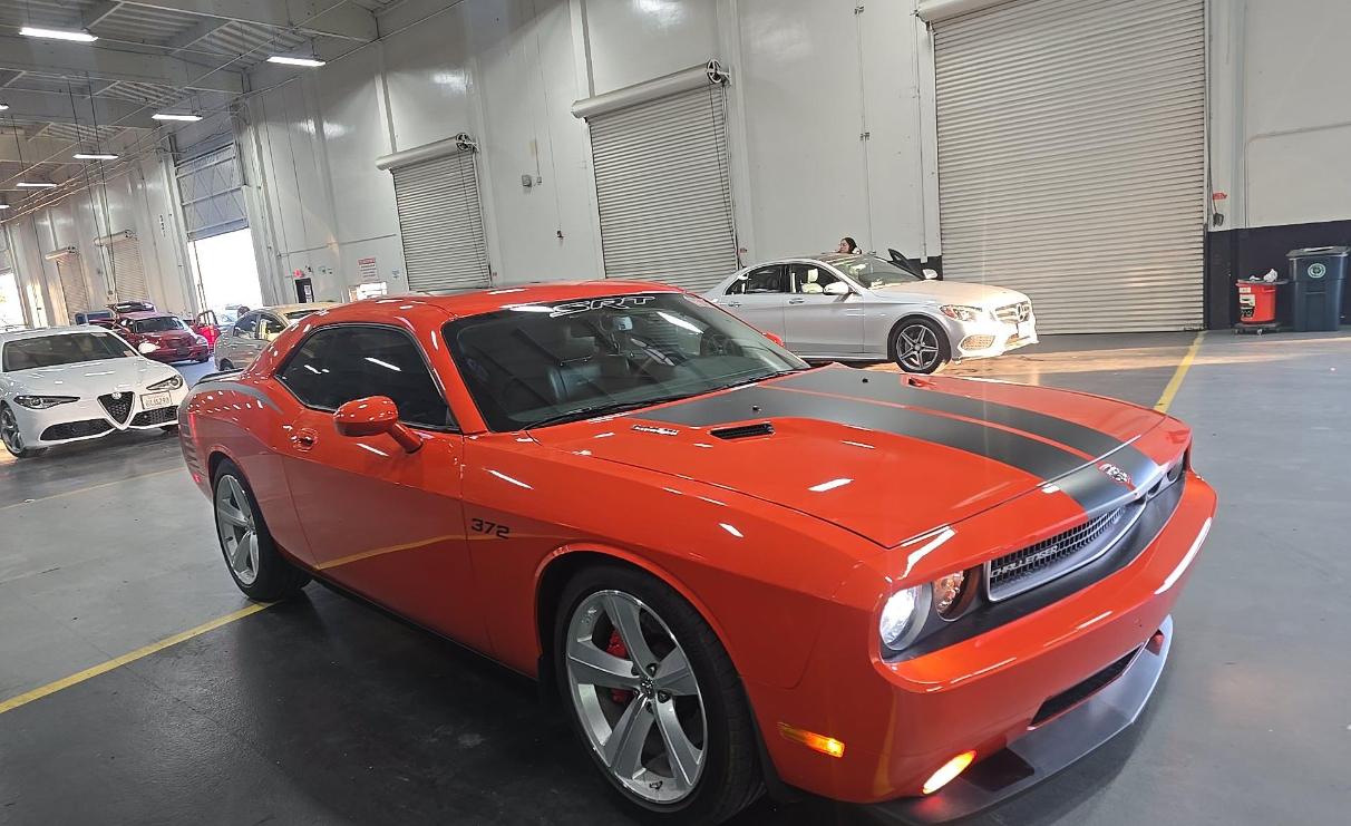 Dodge Challenger 2dr Cpe SRT8 2008