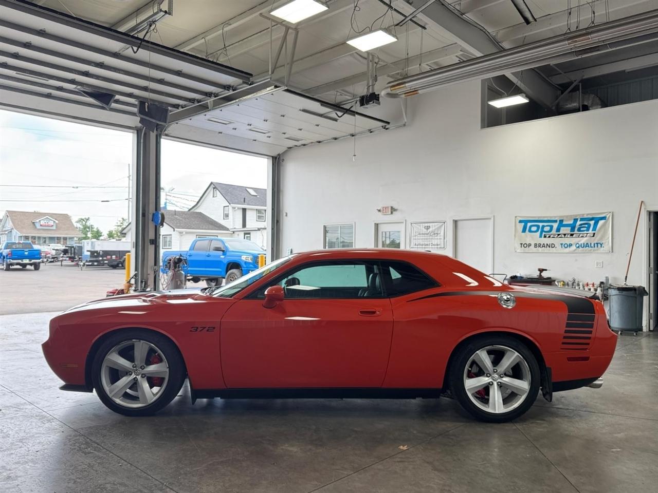 Dodge Challenger 2dr Cpe SRT8 2008