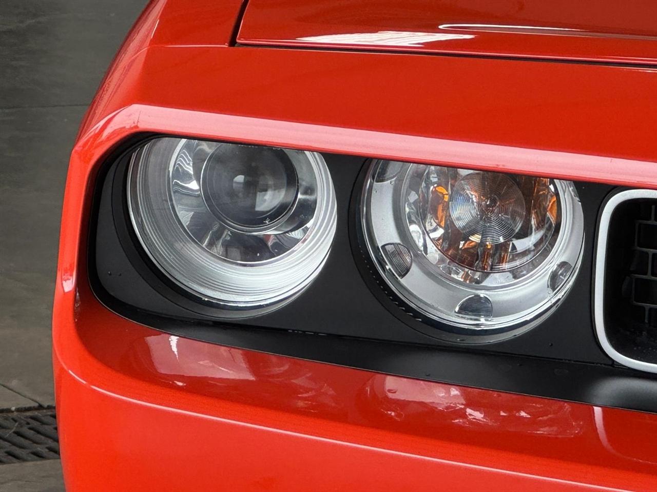 Dodge Challenger 2dr Cpe SRT8 2008