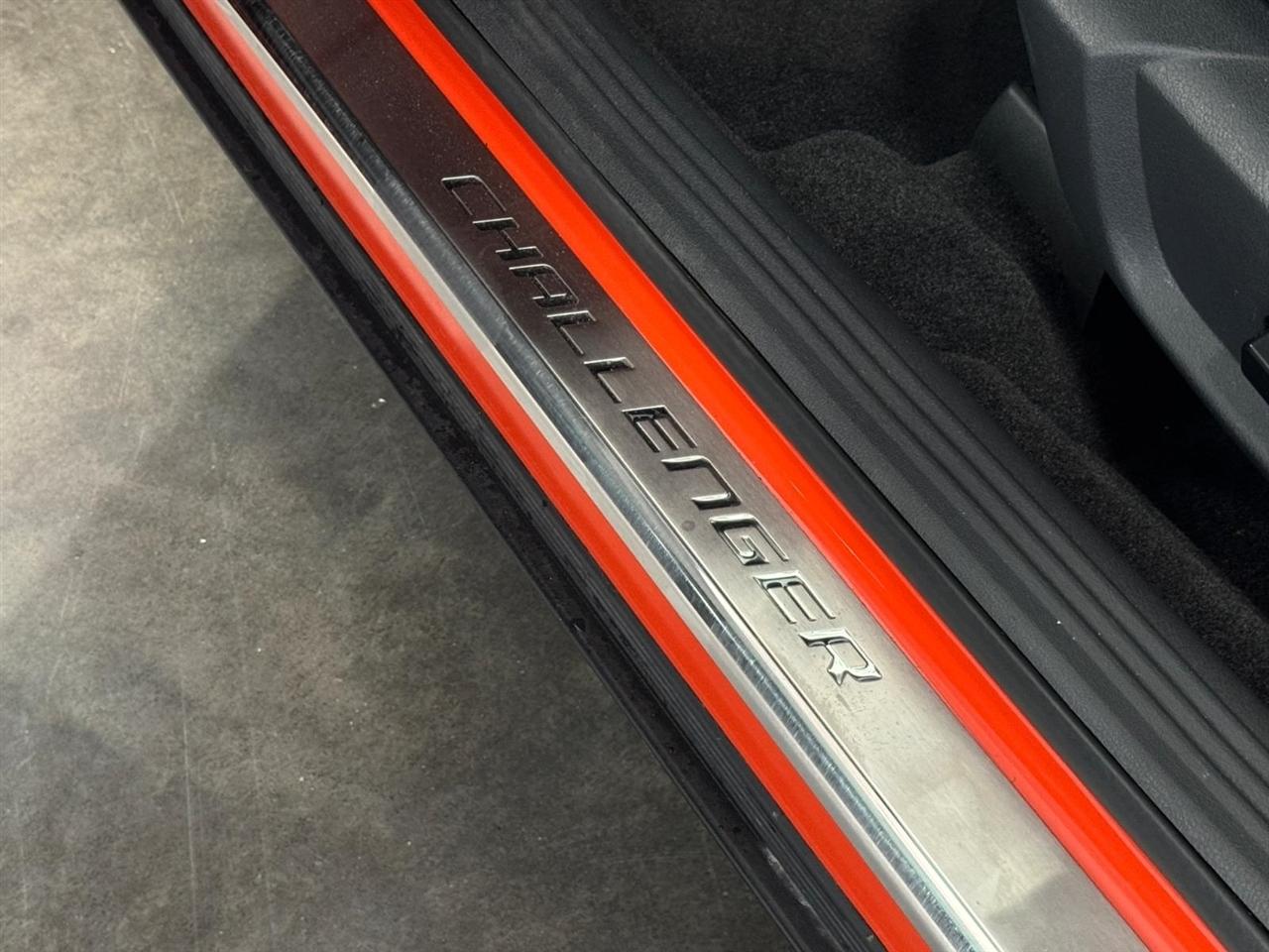 Dodge Challenger 2dr Cpe SRT8 2008
