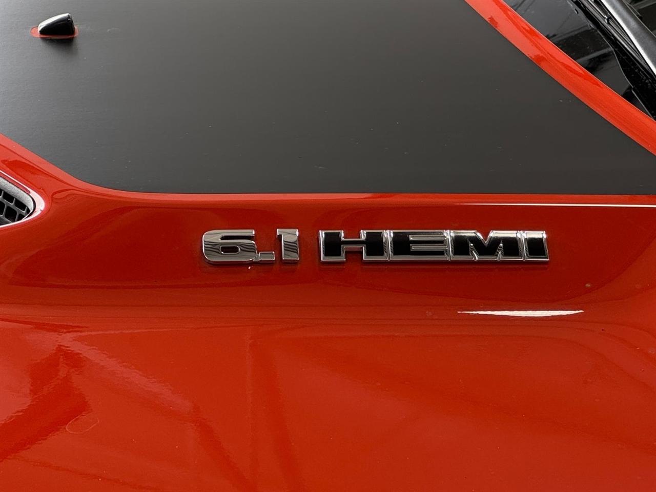 Dodge Challenger 2dr Cpe SRT8 2008