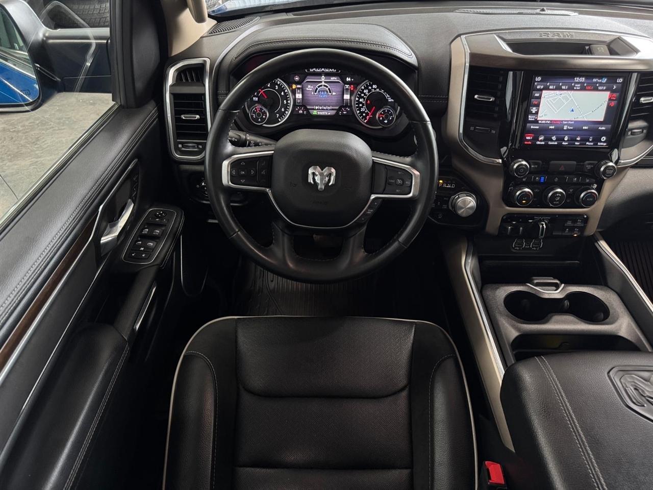 RAM 1500 Laramie 4x4 Crew Cab 5'7" Box 2021