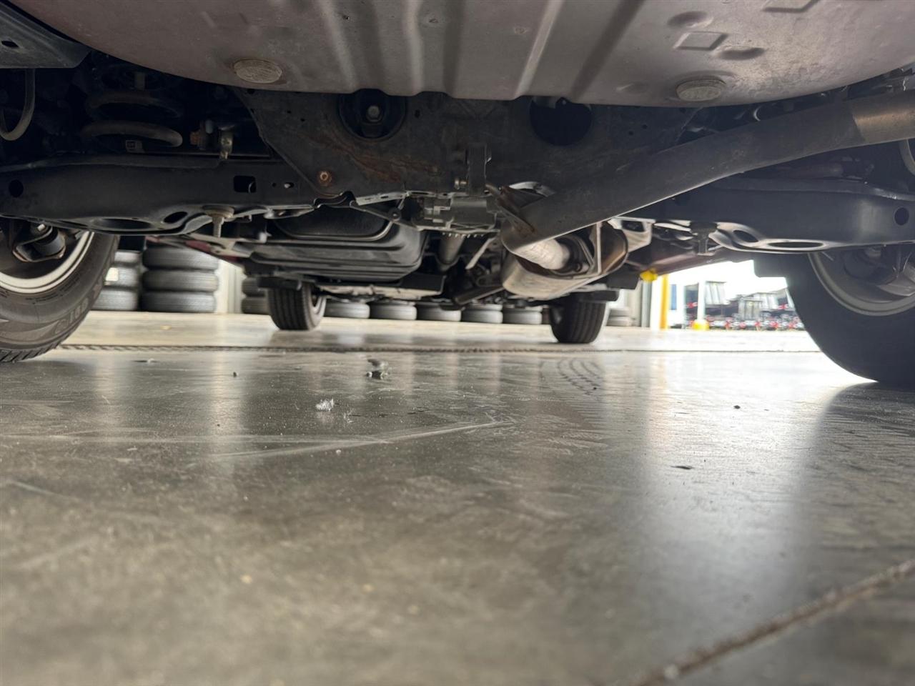 Toyota RAV4 XLE AWD (Natl) 2017