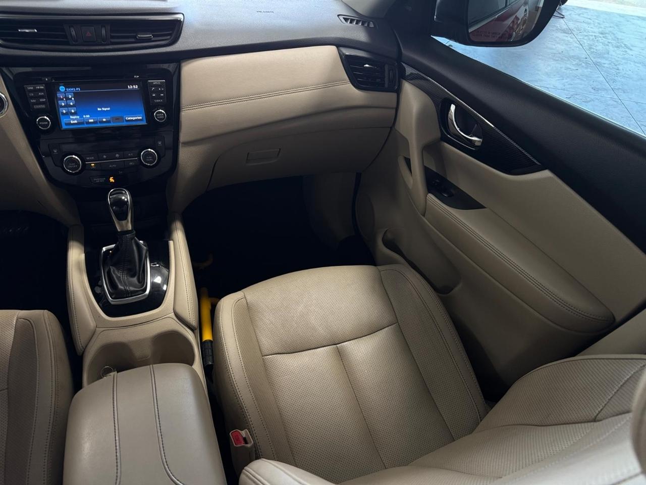 Nissan Rogue 2017.5 AWD SL Hybrid 2017