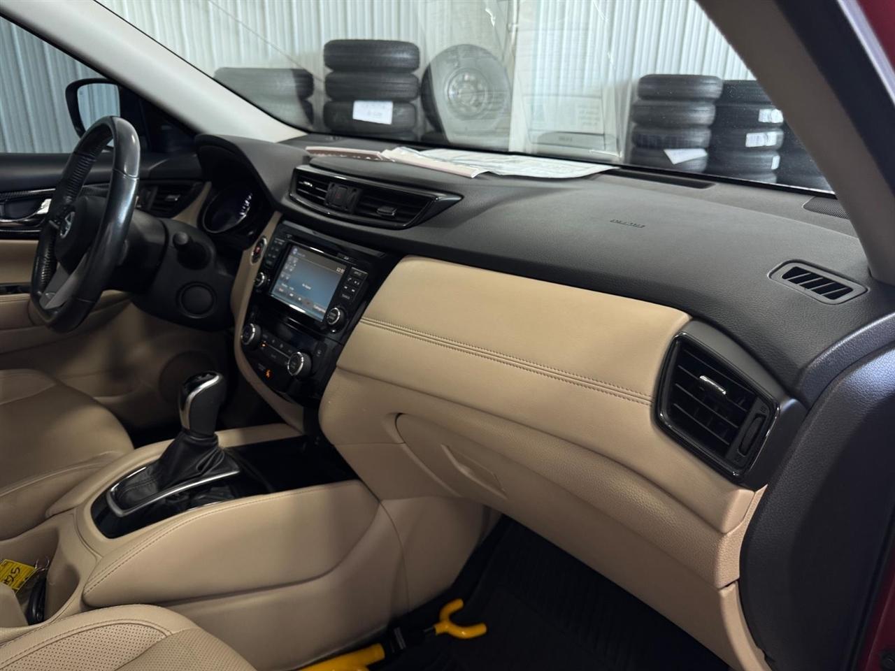 Nissan Rogue 2017.5 AWD SL Hybrid 2017