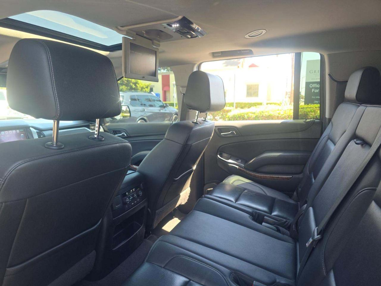 Chevrolet Suburban 4WD 4dr Premier 2020