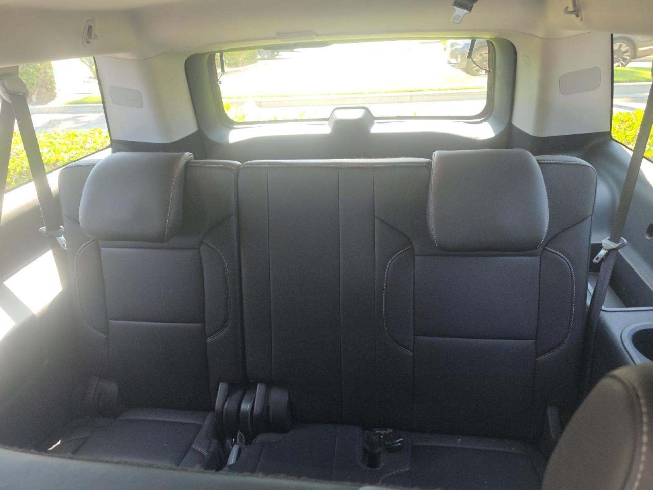 Chevrolet Suburban 4WD 4dr Premier 2020