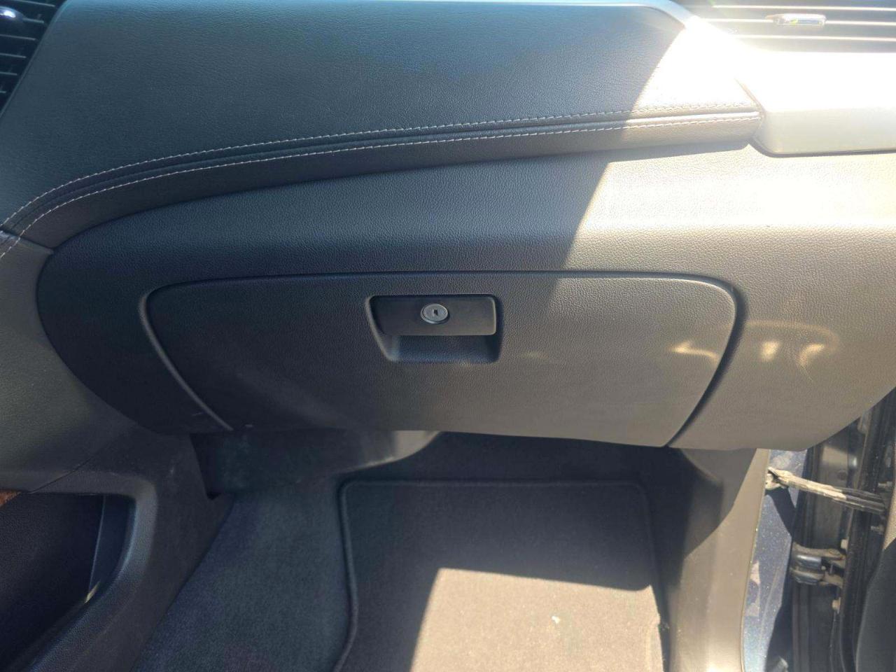 Chevrolet Suburban 4WD 4dr Premier 2020