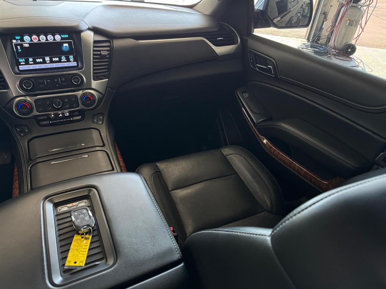 Chevrolet Suburban 4WD 4dr Premier 2020