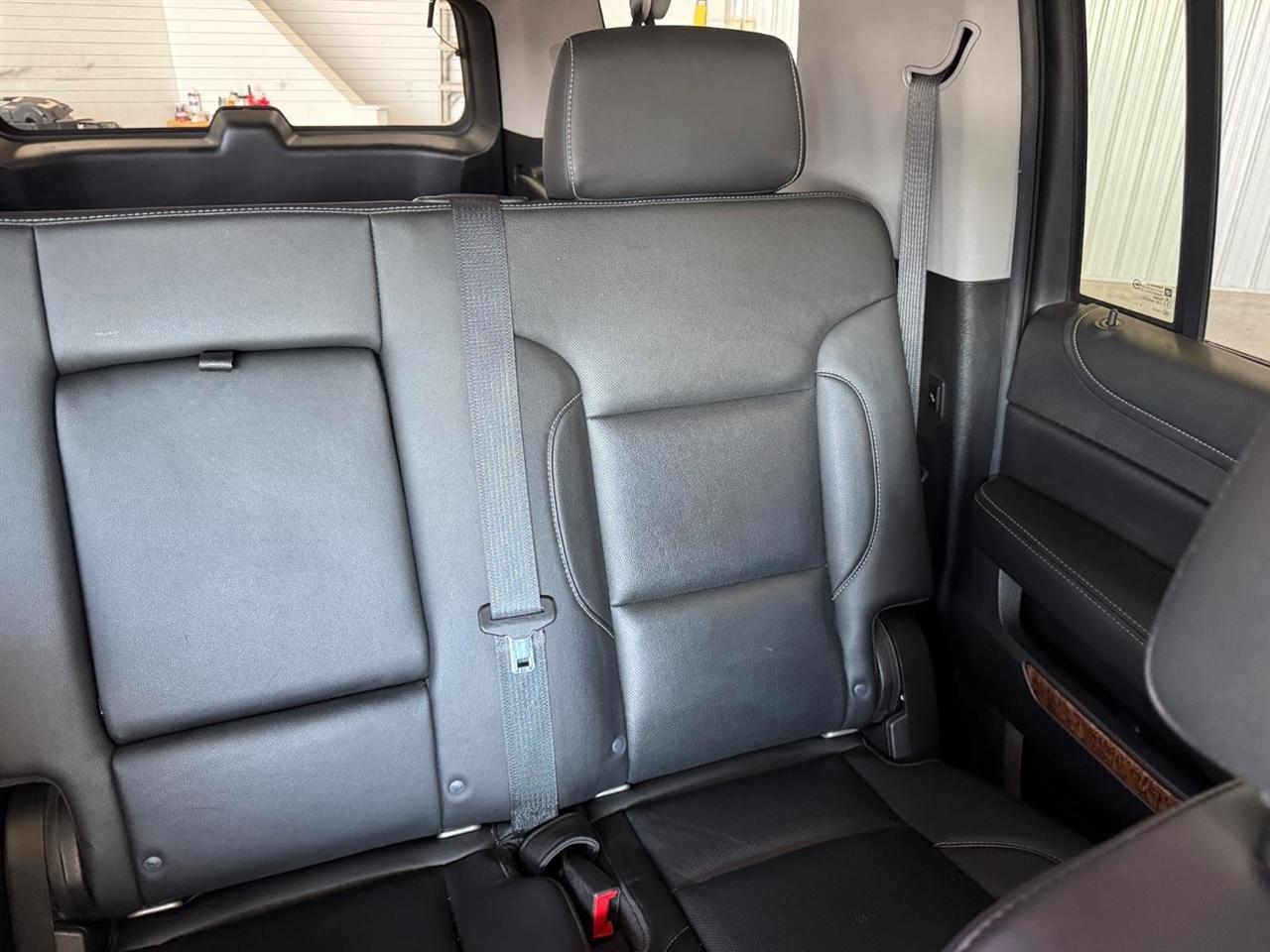 Chevrolet Suburban 4WD 4dr Premier 2020