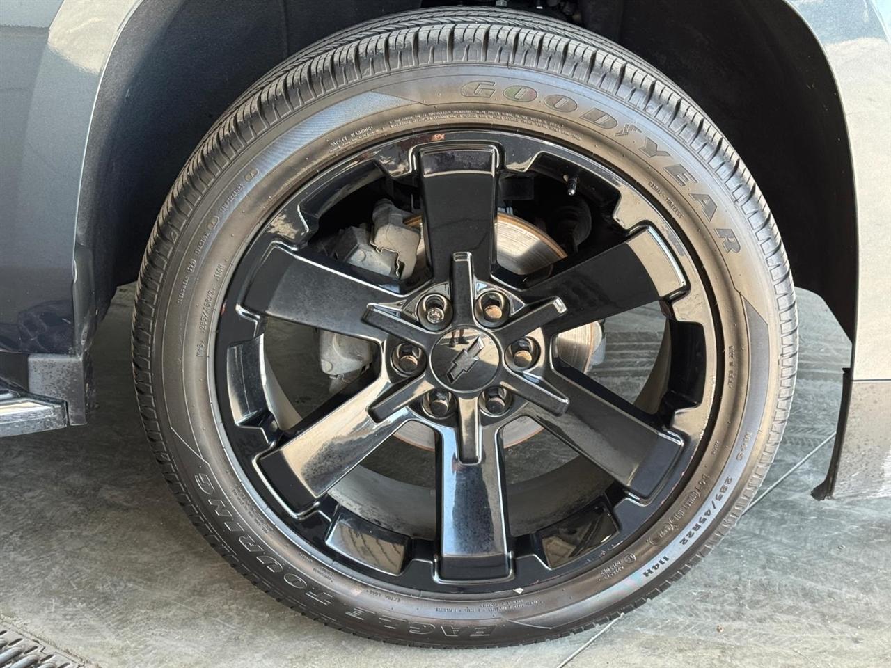 Chevrolet Suburban 4WD 4dr Premier 2020