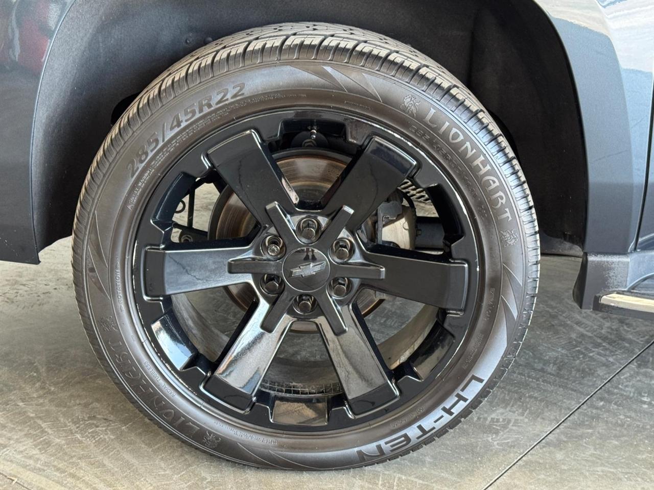 Chevrolet Suburban 4WD 4dr Premier 2020