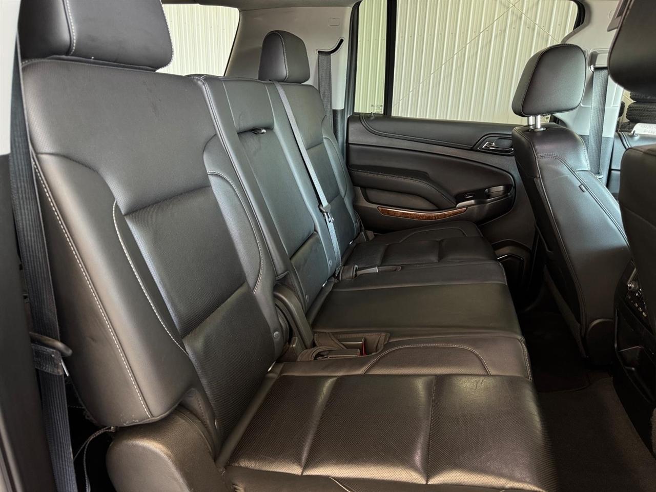 Chevrolet Suburban 4WD 4dr Premier 2020