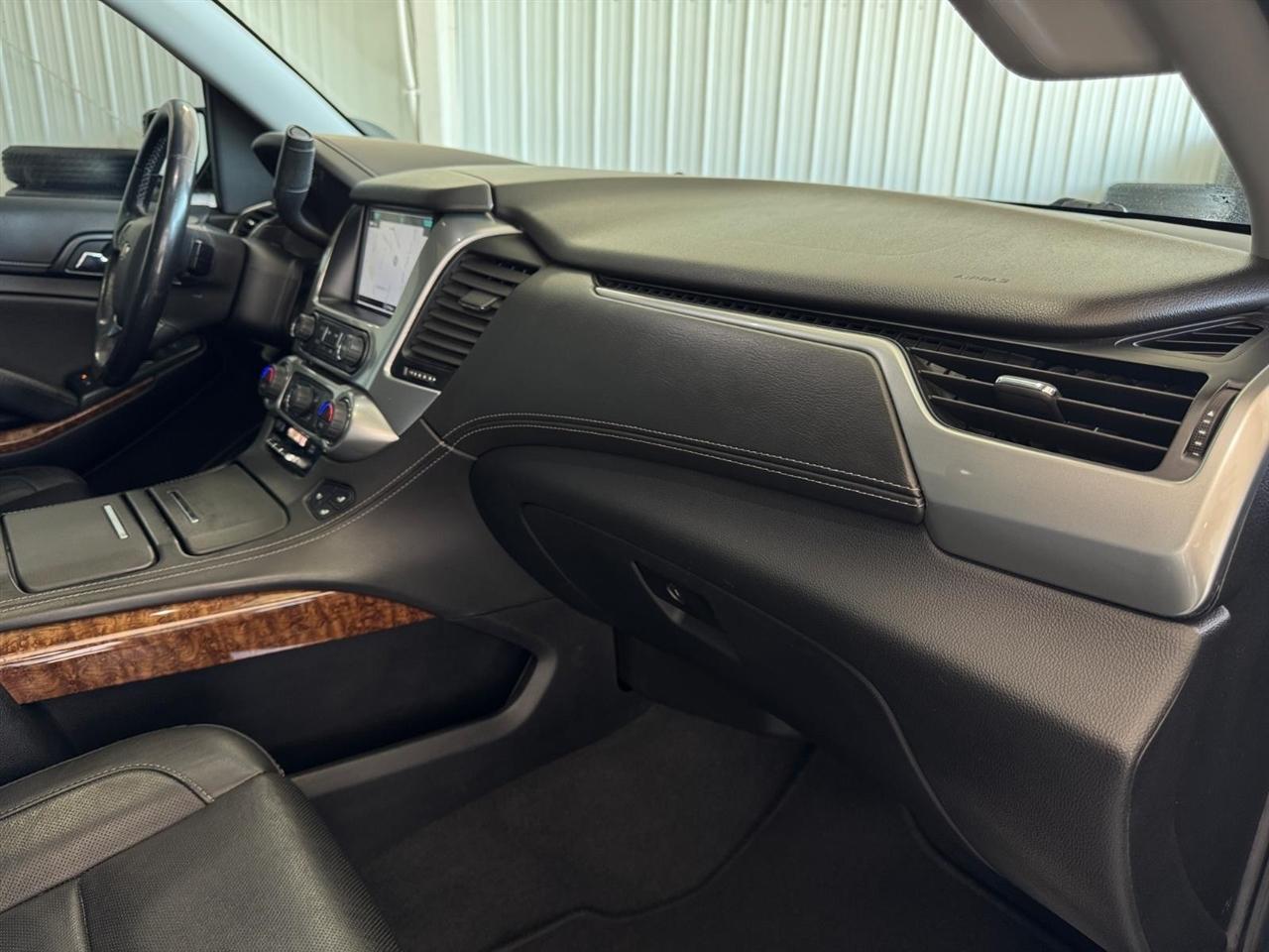Chevrolet Suburban 4WD 4dr Premier 2020