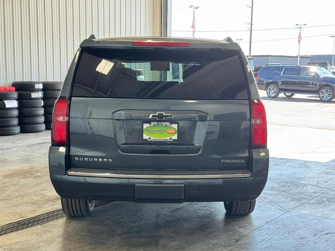 Chevrolet Suburban 4WD 4dr Premier 2020