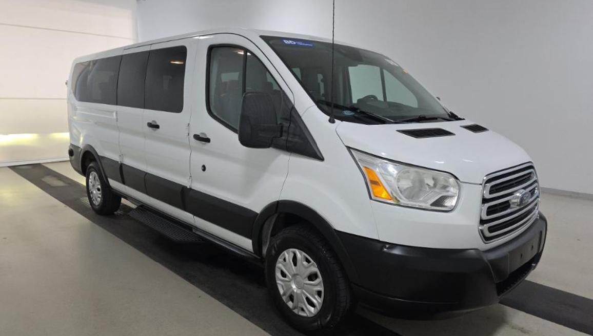 Ford Transit Passenger Wagon T-350 148" Low Roof XLT Swing-Out RH Dr 2019