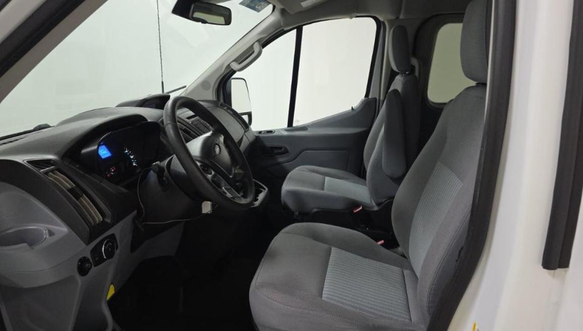 Ford Transit Passenger Wagon T-350 148" Low Roof XLT Swing-Out RH Dr 2019