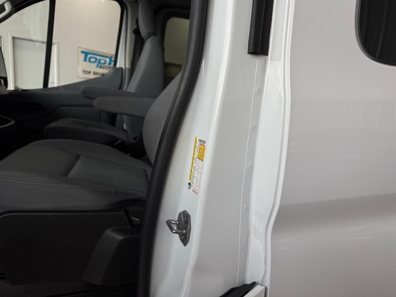 Ford Transit Passenger Wagon T-350 148" Low Roof XLT Swing-Out RH Dr 2019