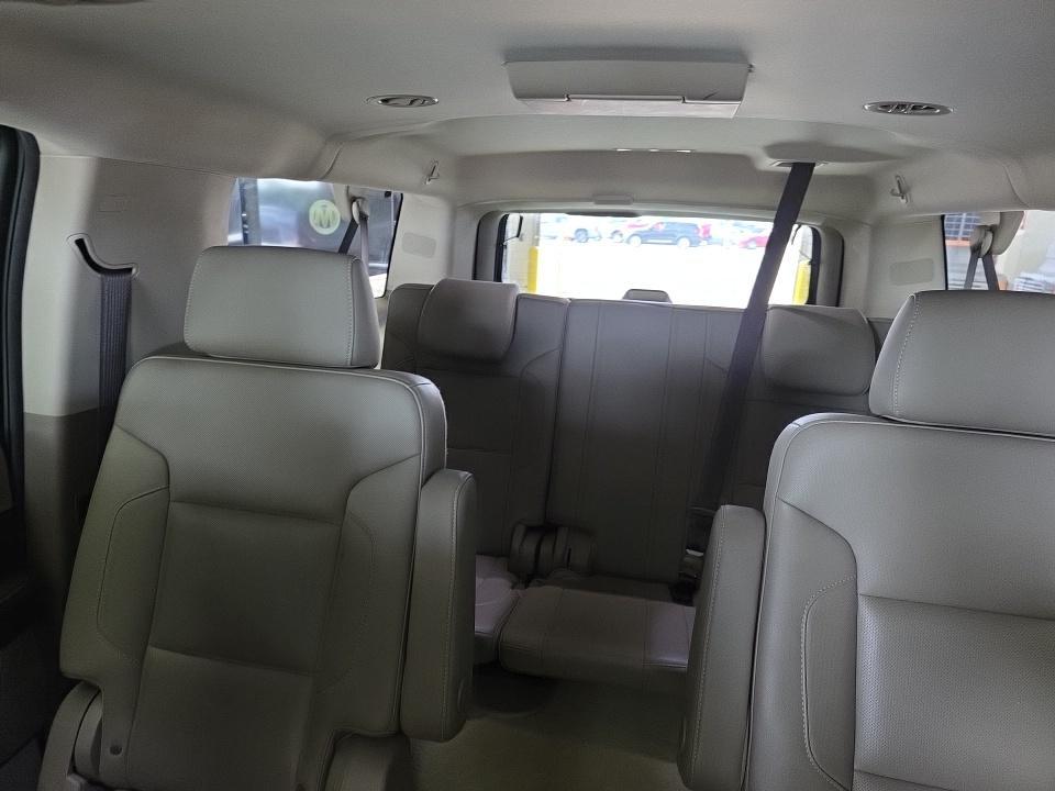 Chevrolet Suburban 4WD 4dr 1500 Premier 2018