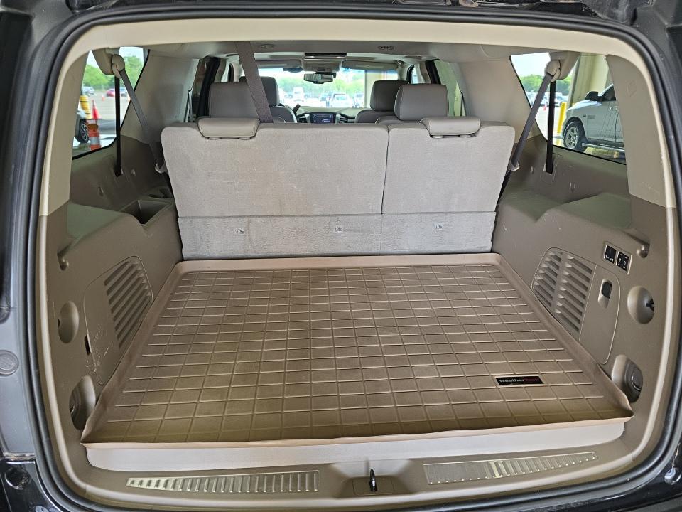 Chevrolet Suburban 4WD 4dr 1500 Premier 2018