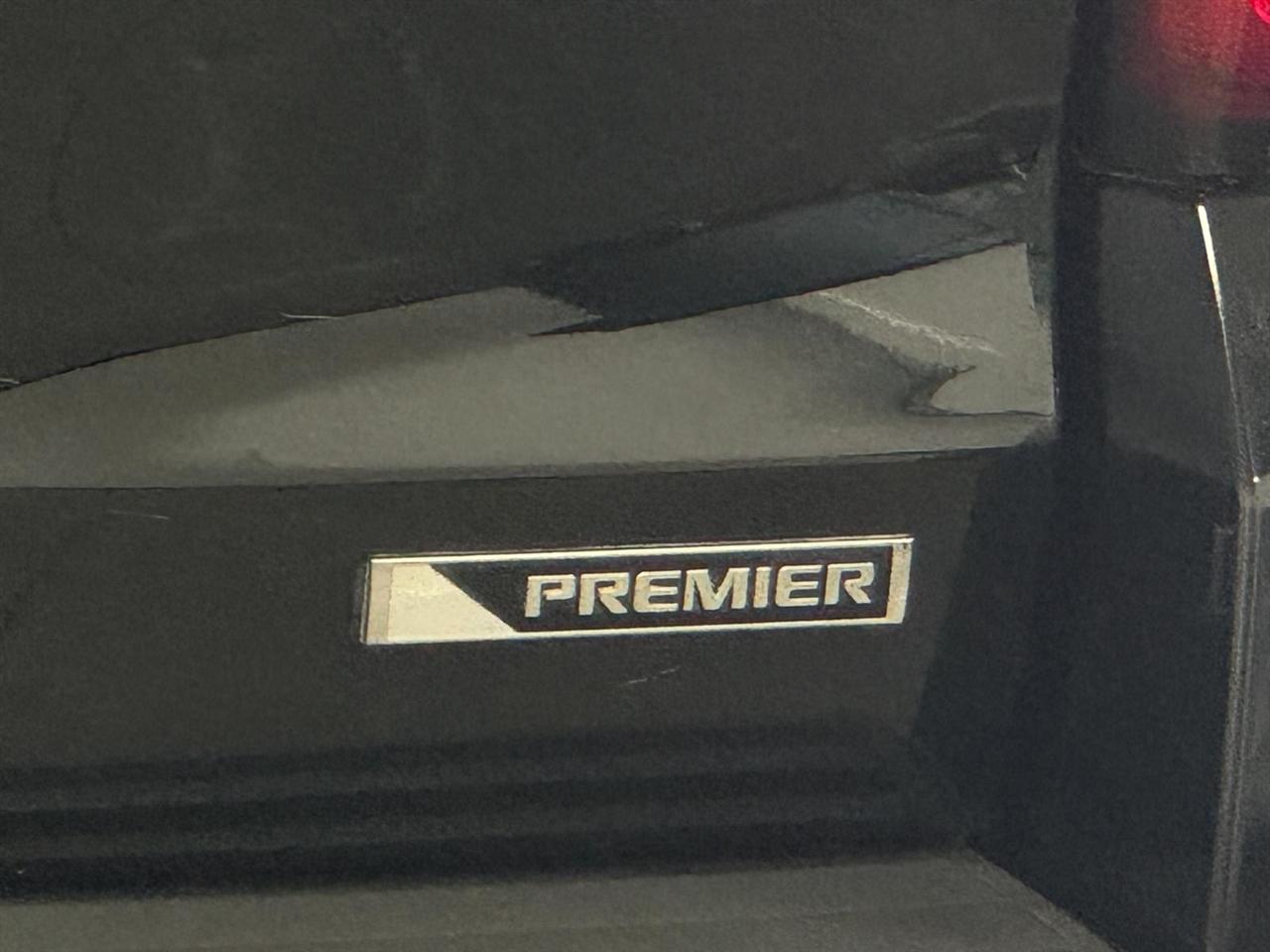 Chevrolet Suburban 4WD 4dr 1500 Premier 2018