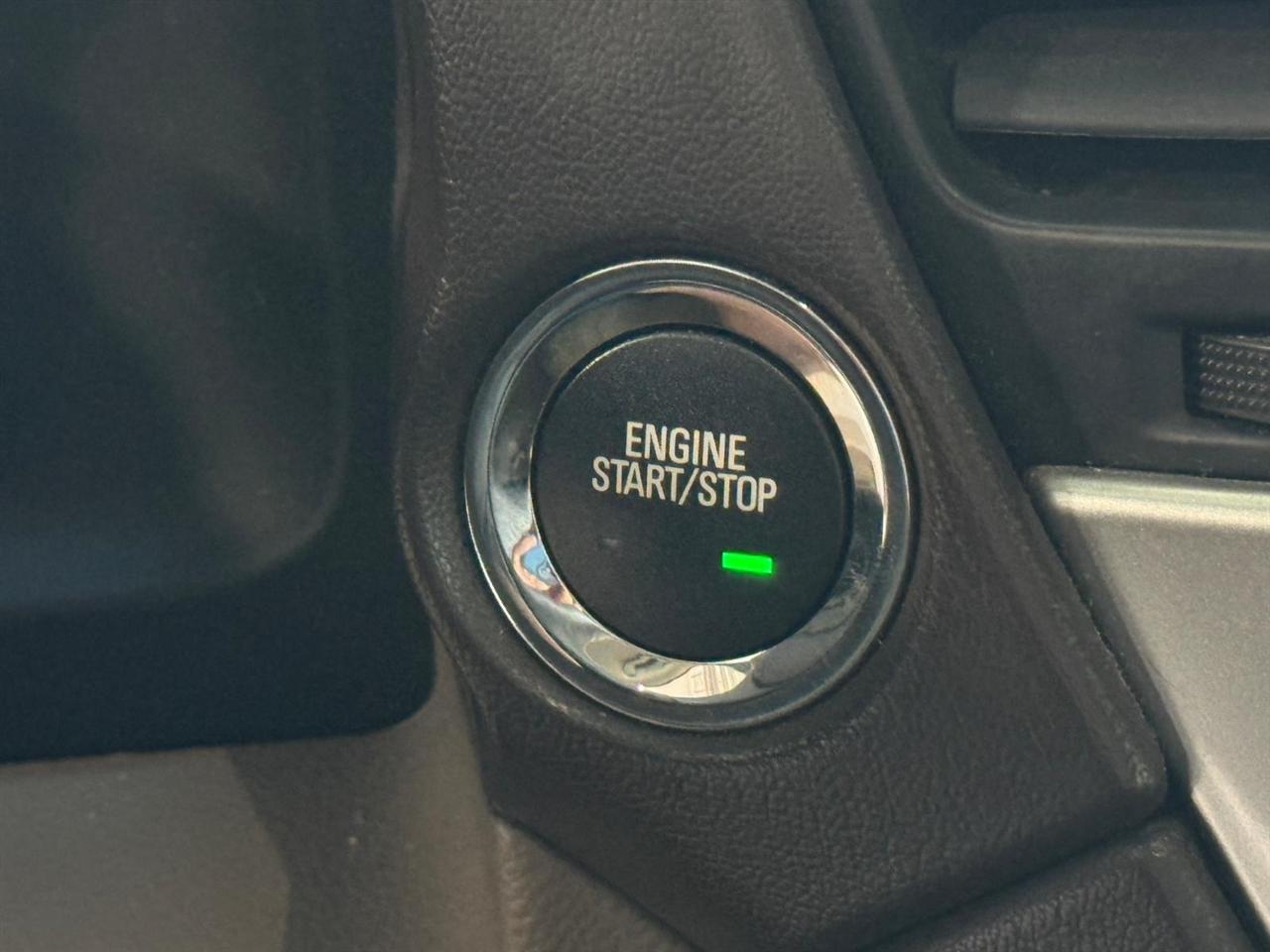 Chevrolet Suburban 4WD 4dr 1500 Premier 2018