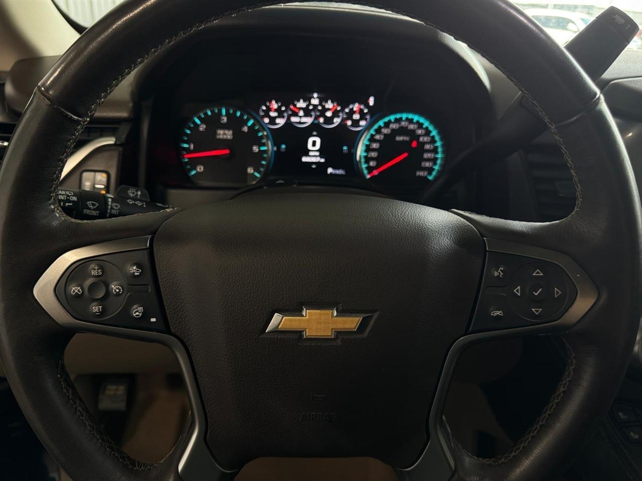 Chevrolet Suburban 4WD 4dr 1500 Premier 2018