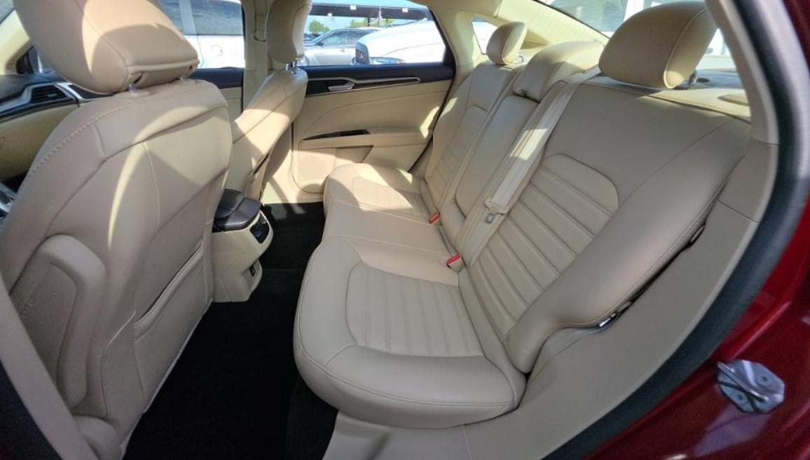 Ford Fusion 4dr Sdn SE AWD 2016