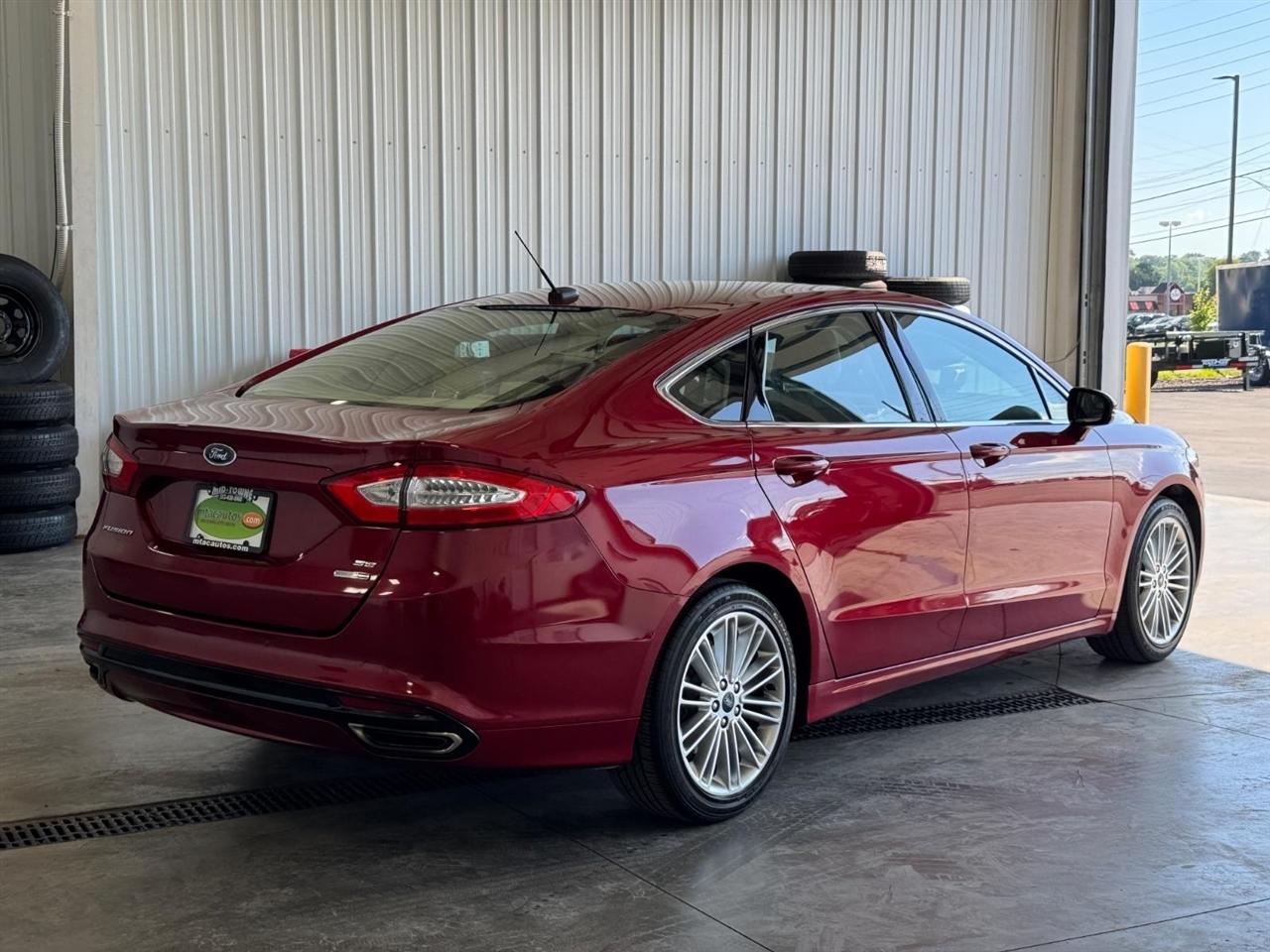 Ford Fusion 4dr Sdn SE AWD 2016